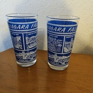 Vintage Niagara Falls Souvenir Glass cups. Set of 2 Frosted blue and white.